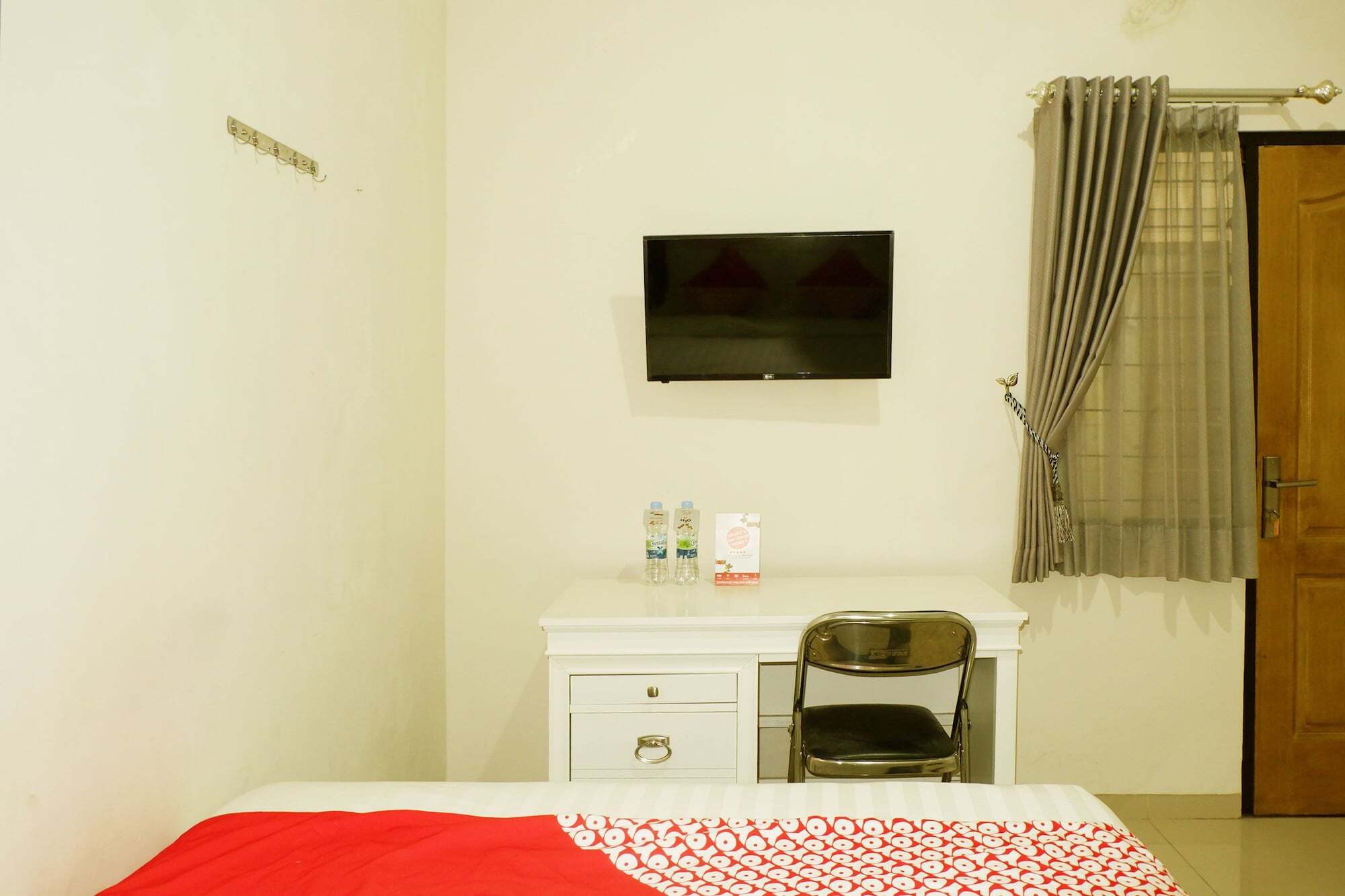 Reddoorz Near Cyber Mall Malang Bagian luar foto